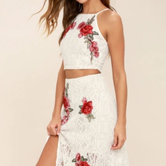 NWOT - Lulus Take a Vow  Ivory Lace Two-Piece Maxi - Size Small - Picture 3 of 16